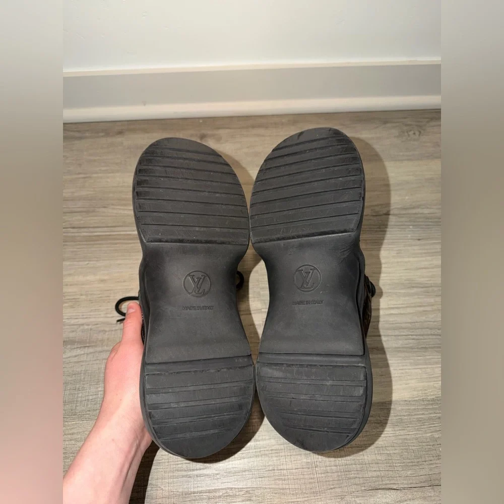 Louis Vuitton, black and brown archlight sneaker - Picture 9 of 12